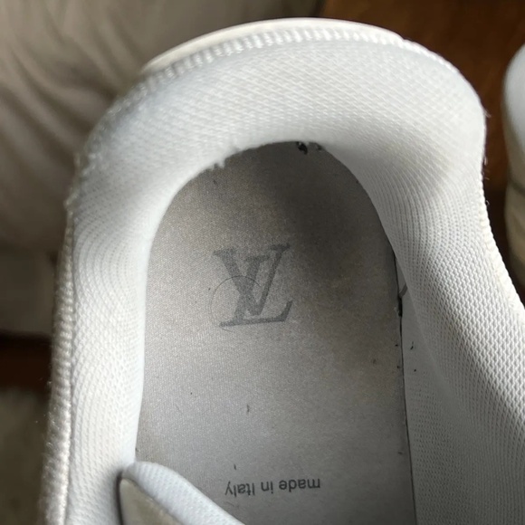 Louis Vuitton Trainers - Picture 11 of 12